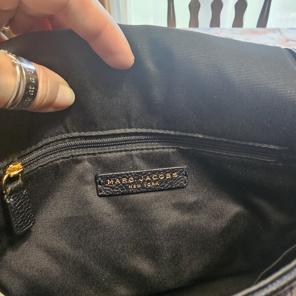 EUC Authentic Marc Jacobs Empire City Black Leather Crossbody - Picture 8 of 15